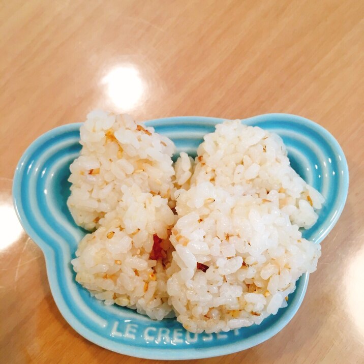 幼児食 おかかごまおにぎり レシピ 作り方 By Uucha 楽天レシピ 幼児食 おかかごまおにぎり レシピ 作り方 By Uucha 楽天レシピ